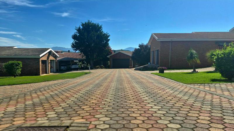 3 Bedroom Property for Sale in Fraaiuitsig Western Cape